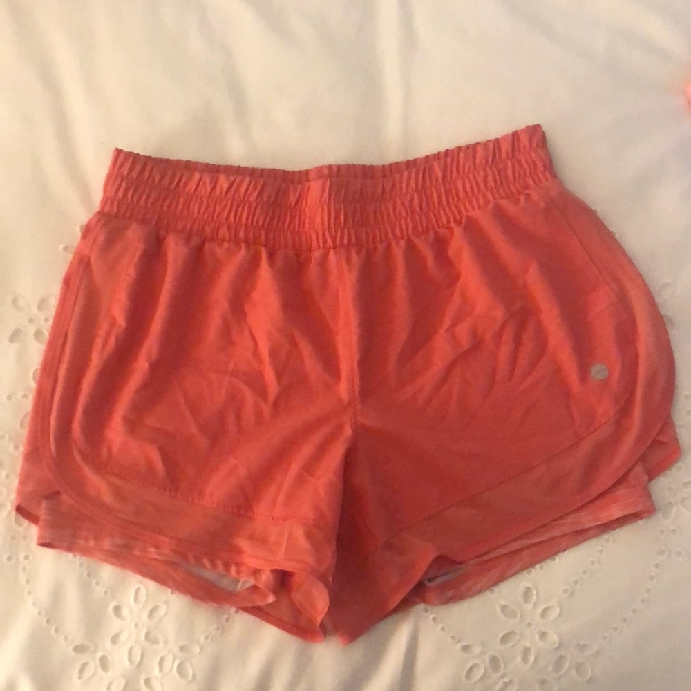 Athletic pink shorts